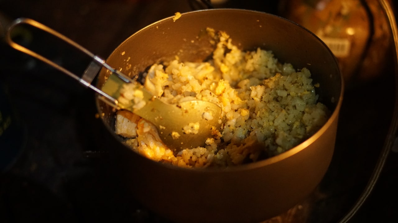 眠月線－牛肉味噌雞肉蛋炒飯