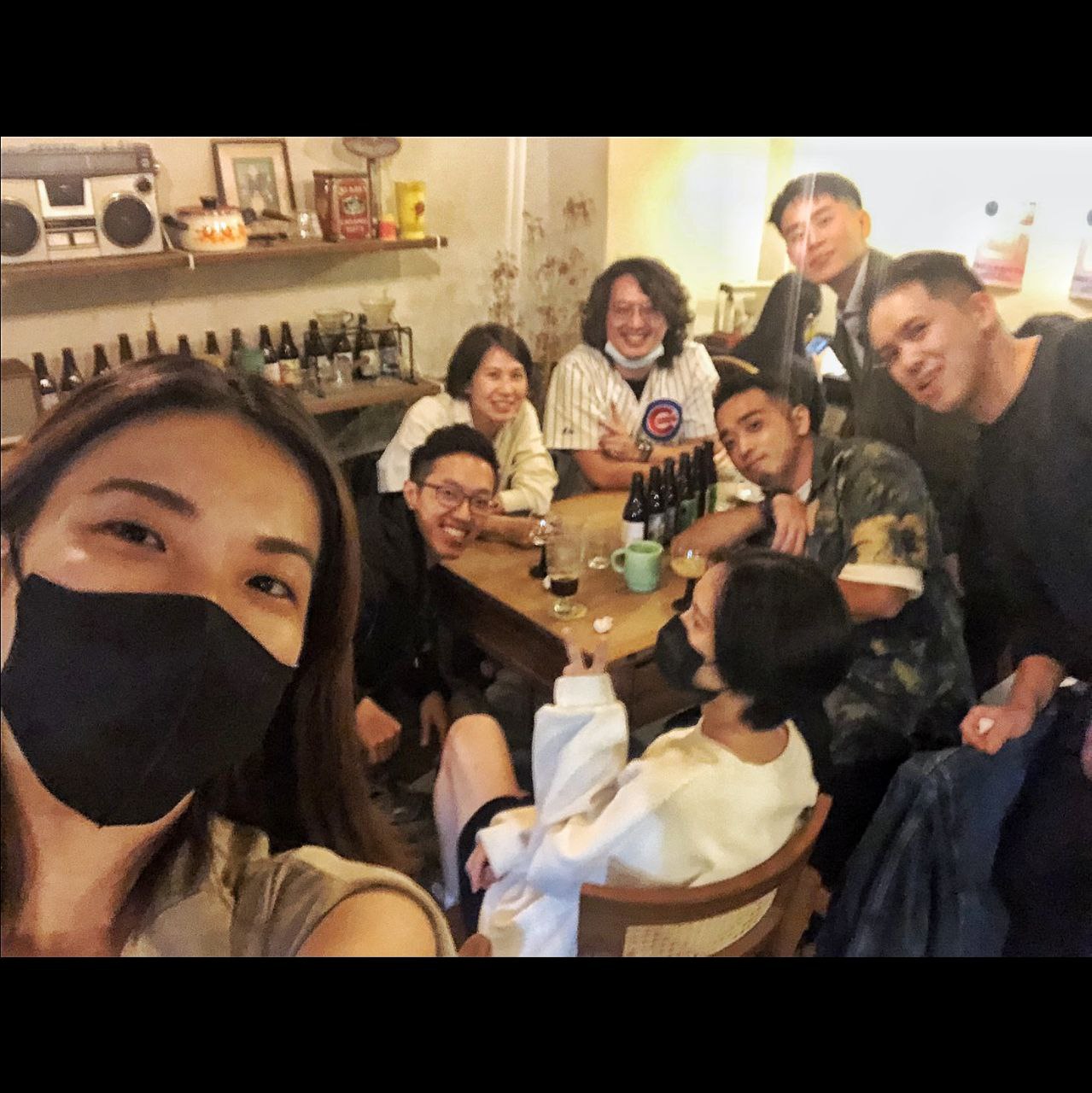 咖啡店約聊八卦