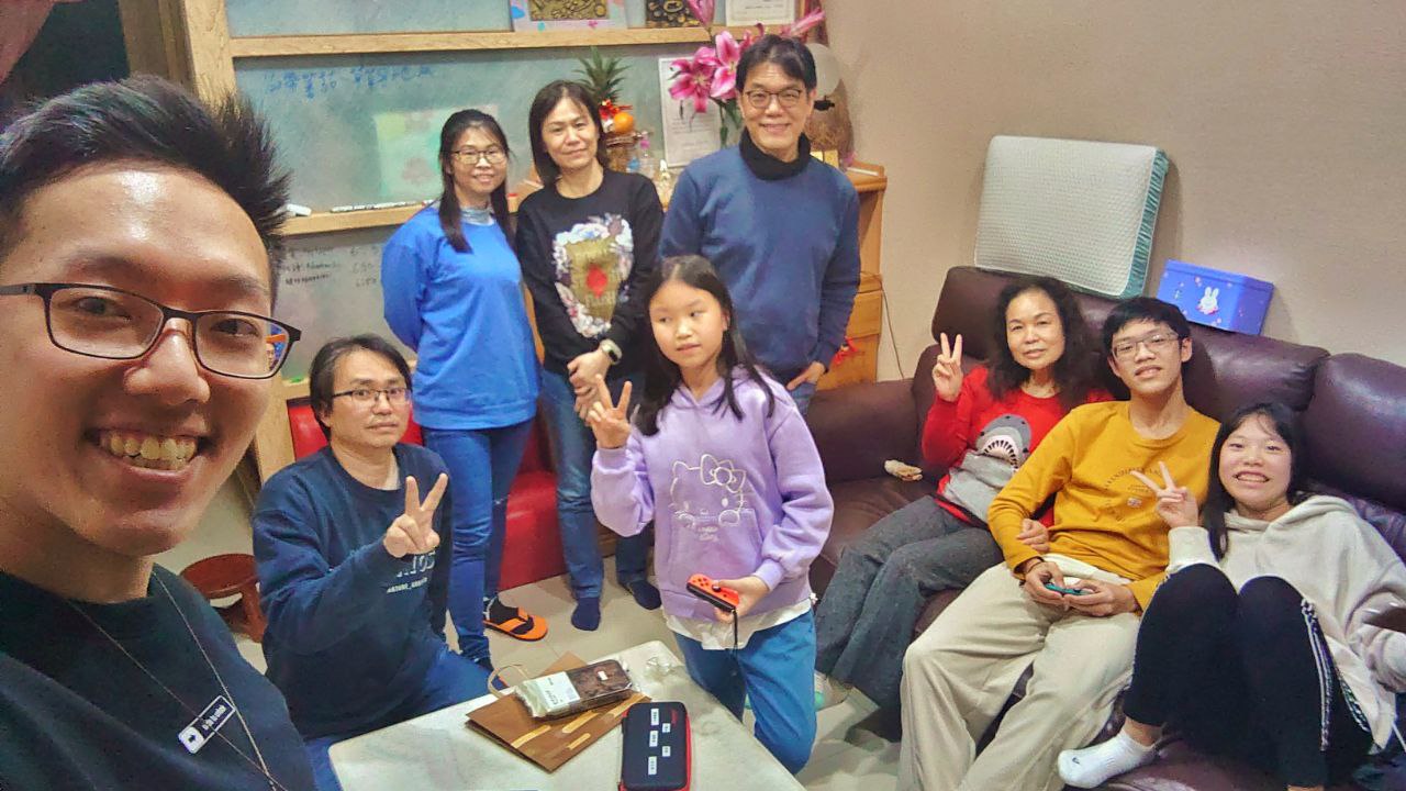 過年合照我等多久了